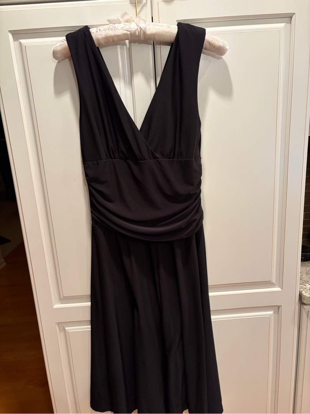 Elegant Black V-Neck Sleeveless Draped Waist Dress